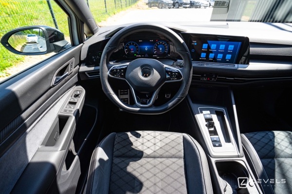  Volkswagen GOLF 8 1.5L eTSI 150 CH R-LINE DSG