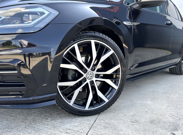  Volkswagen GOLF VII 150 ch TSI EVO CARAT KIT R Intégral DSG7