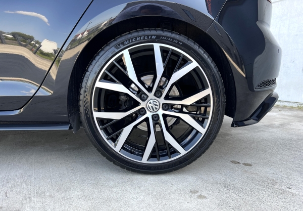  Volkswagen GOLF VII 150 ch TSI EVO CARAT KIT R Intégral DSG7