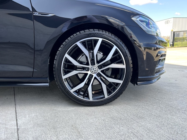  Volkswagen GOLF VII 150 ch TSI EVO CARAT KIT R Intégral DSG7