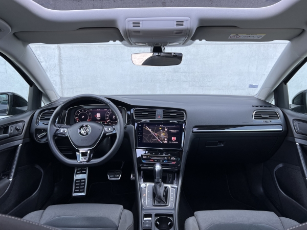  Volkswagen GOLF VII 150 ch TSI EVO CARAT KIT R Intégral DSG7