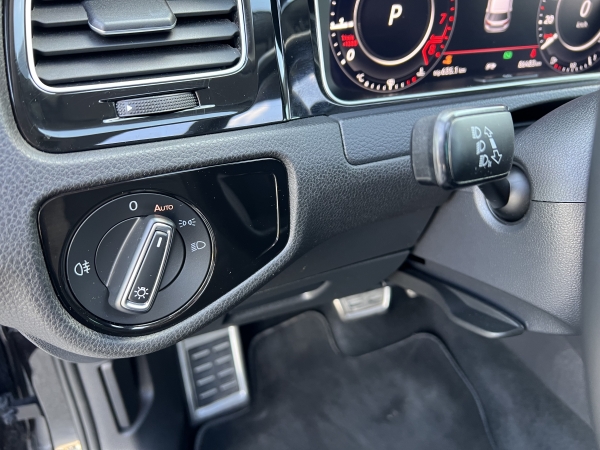  Volkswagen GOLF VII 150 ch TSI EVO CARAT KIT R Intégral DSG7