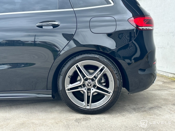Mercedes Classe B 180D AMG LINE 116 ch 8G-DCT