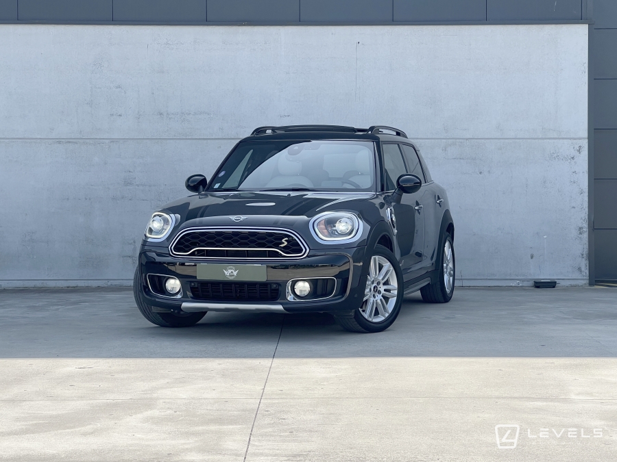COUNTRYMAN COOPER SE ALL4 EXQUISITE HYBRID 136+88 BVA6