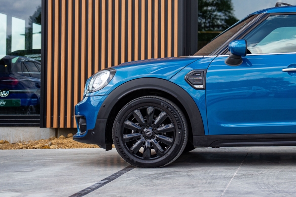 MINI COUNTRYMAN ONE 102CH EDITION LONGSTONE BVA
