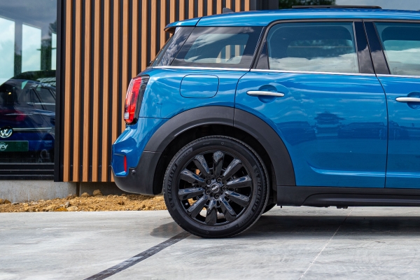 MINI COUNTRYMAN ONE 102CH EDITION LONGSTONE BVA
