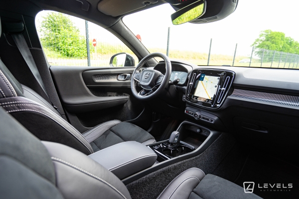  Volvo XC40 T5 262 ch HYBRIDE R-DESIGN Recharge DCT7
