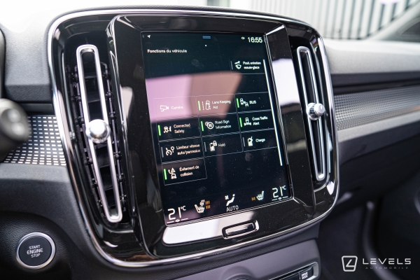  Volvo XC40 T5 262 ch HYBRIDE R-DESIGN Recharge DCT7