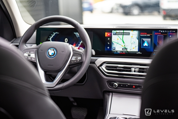 BMW SERIE 3 TOURING 320E 204CH Hybride Business Design BVA8