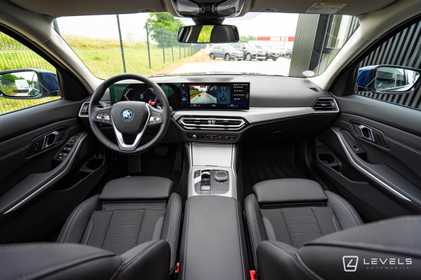 BMW SERIE 3 TOURING 320E 204CH Hybride Business Design BVA8