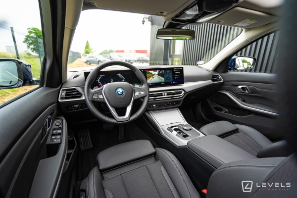 BMW SERIE 3 TOURING 320E 204CH Hybride Business Design BVA8