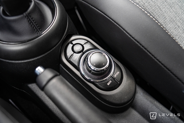 MINI 5 PORTES COOPER S 178 CH CLASSIC BVA7