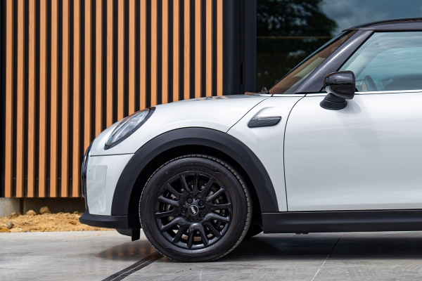 MINI COOPER 136 ch CLASSIC BVA7