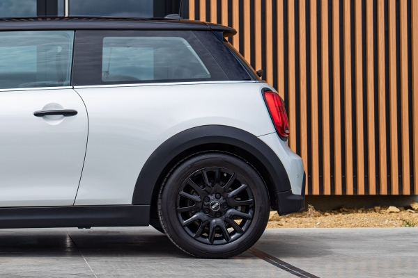 MINI COOPER 136 ch CLASSIC BVA7