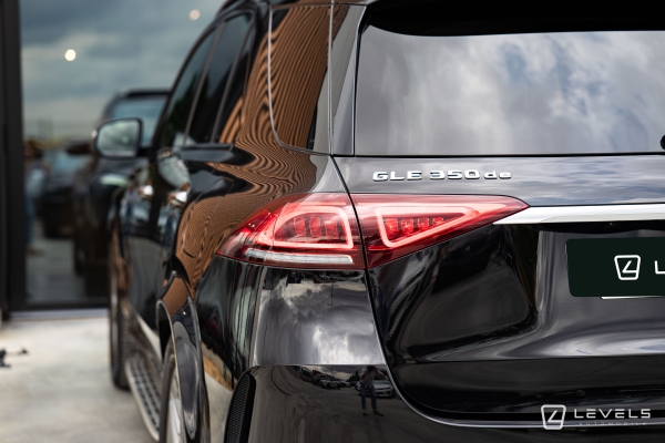 Mercedes GLE 350DE 4MATIC AMG LINE 9G-TRONIC 