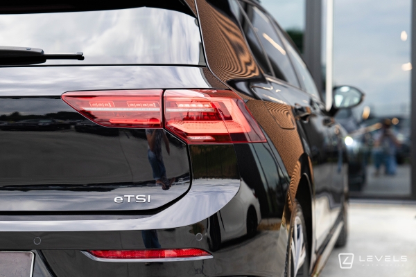  Volkswagen GOLF 8 1.5L eTSI 150 CH R-LINE DSG