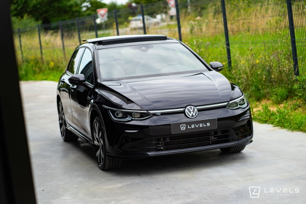 Volkswagen GOLF 8 1.5L eTSI 150 CH R-LINE DSG