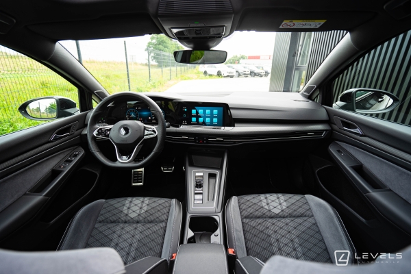  Volkswagen GOLF 8 1.5L eTSI 150 CH R-LINE DSG