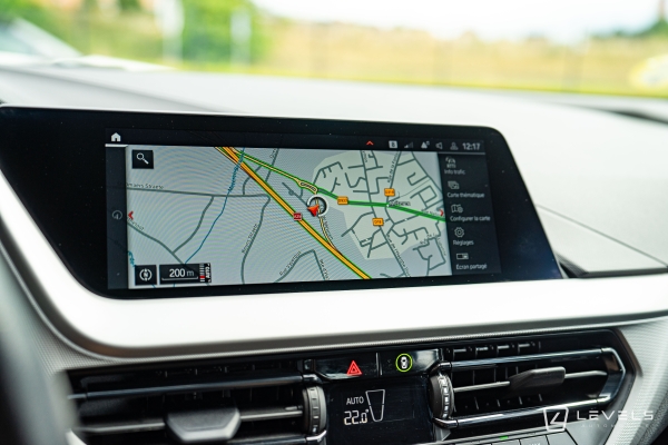 BMW SERIE 1 118DA 150 CH BUSINESS DESIGN