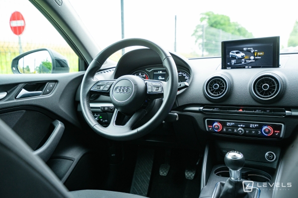 Audi A3 35 TFSI 150CH BUSINESS LINE BVM