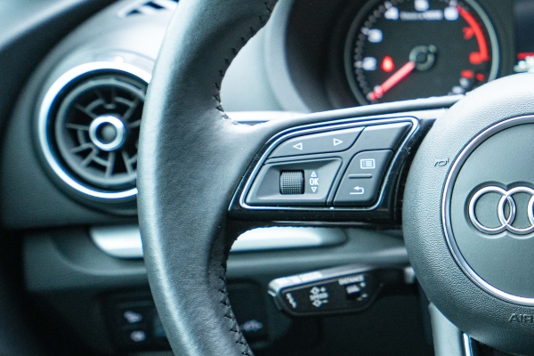 Audi A3 35 TFSI 150CH BUSINESS LINE BVM