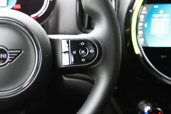 MINI COUNTRYMAN COOPER SE 125+95 Ch ALL4 Premium Plus BVA6