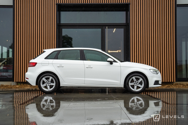Audi A3 35 TFSI 150CH BUSINESS LINE BVM