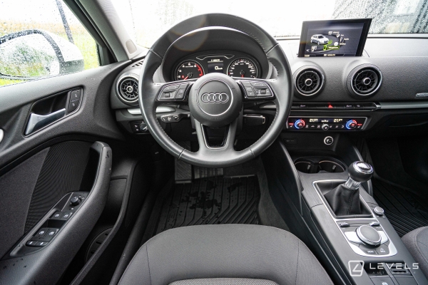 Audi A3 35 TFSI 150CH BUSINESS LINE BVM