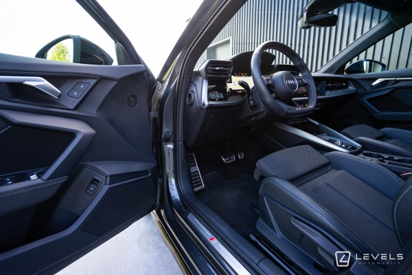 Audi A3 BERLINE 35 TDI 150 ch S LINE S TRONIC 7