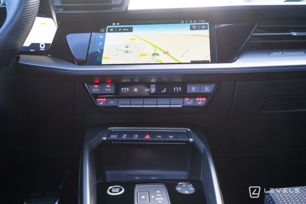 Audi A3 BERLINE 35 TDI 150 ch S LINE S TRONIC 7