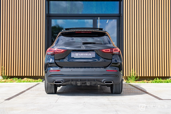 Mercedes  Gla 250e 160+102ch AMG Line 8G-DCT