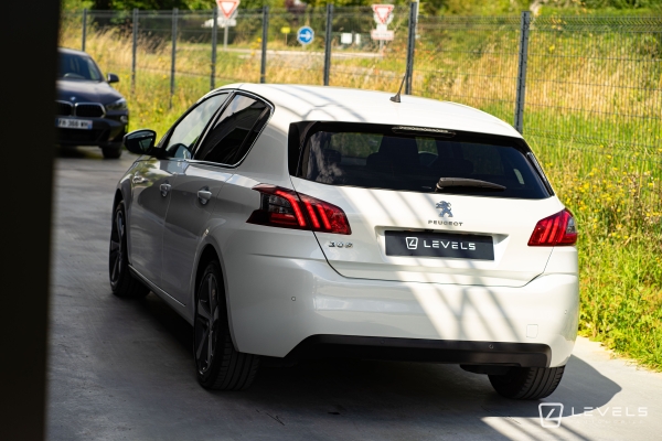 Peugeot 308 1.2 Puretech 130 Ch S&S ALLURE EAT8