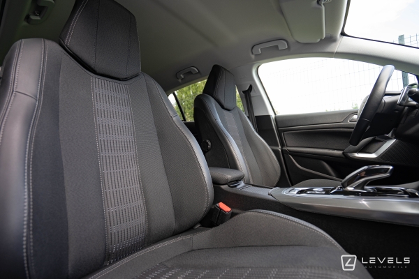 Peugeot 308 1.2 Puretech 130 Ch S&S ALLURE EAT8