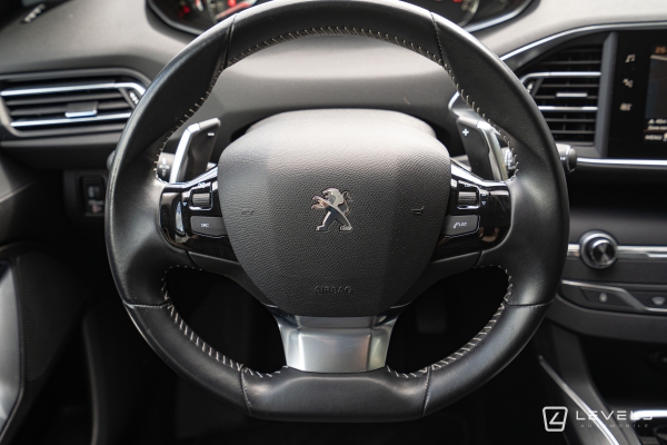 Peugeot 308 1.2 Puretech 130 Ch S&S ALLURE EAT8