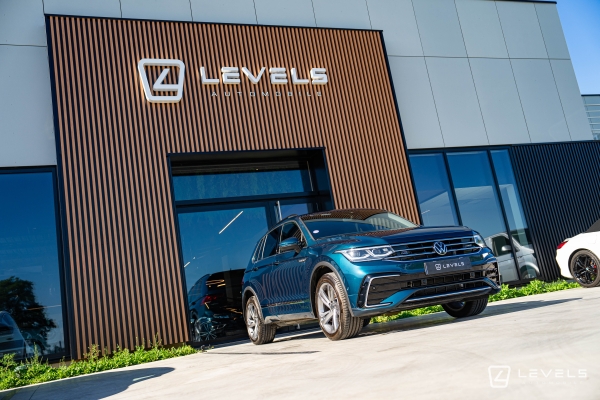 Volkswagen Tiguan R-LINE 1.4 E-hybrid 245 ch DSG6