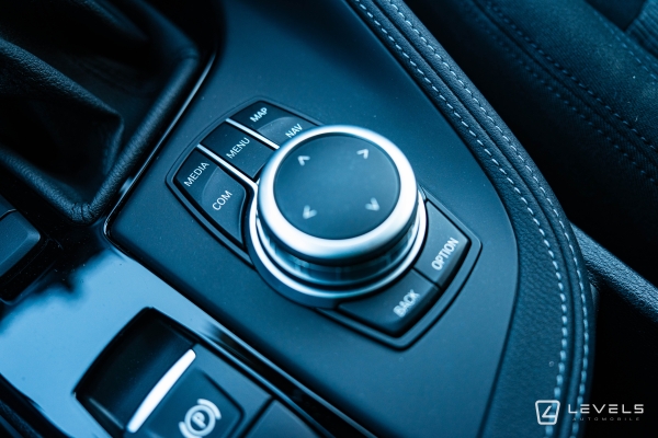 BMW X2 25e XDRIVE 220 Ch Business Design BVA6