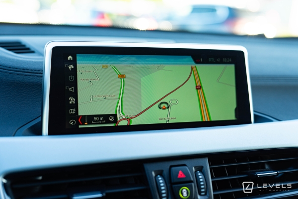 BMW X2 25e XDRIVE 220 Ch Business Design BVA6