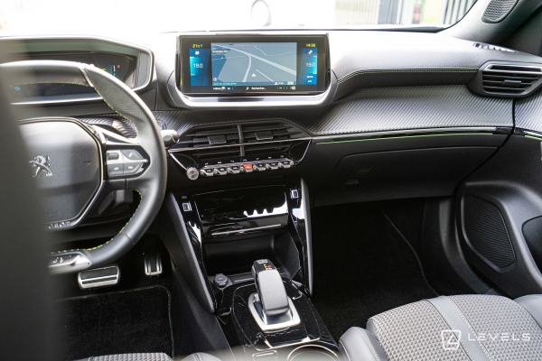 Peugeot e2008 136ch GT Electrique