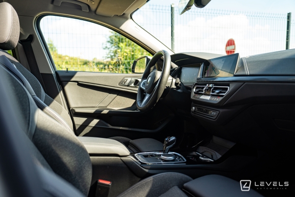 BMW SERIE 1 118i 136CH Edition SPORT DKG7
