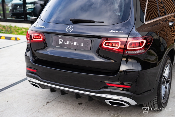 Mercedes GLC 300e AMG LINE 211ch+122ch 4MATIC  9G-Tronic