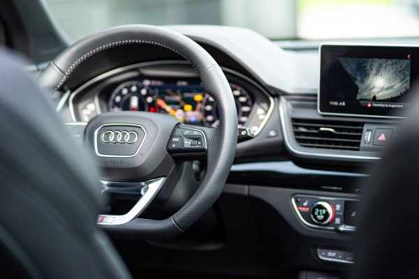 Audi Q5 E-TRON 55 TFSI 367CH QUATTRO S-TRONIC S LINE
