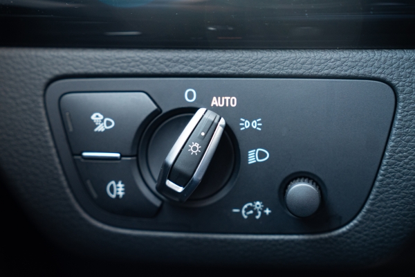 Audi Q5 E-TRON 55 TFSI 367CH QUATTRO S-TRONIC S LINE