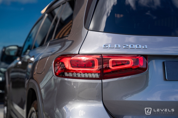 Mercedes GLB 200D 150ch AMG Line 7 places 8G-DCT