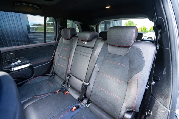 Mercedes GLB 200D 150ch AMG Line 7 places 8G-DCT