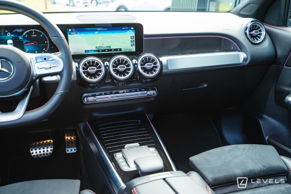 Mercedes GLB 200D 150ch AMG Line 7 places 8G-DCT