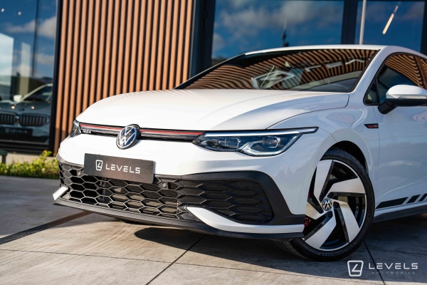  Volkswagen GOLF VIII GTI CLUBSPORT 300ch DSG7