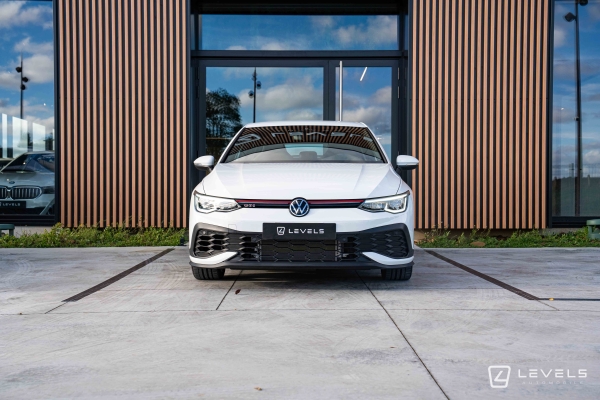 Volkswagen GOLF VIII GTI CLUBSPORT 300ch DSG7