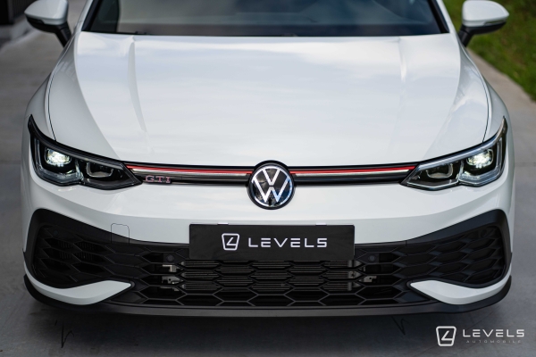 Volkswagen GOLF VIII GTI CLUBSPORT 300ch DSG7