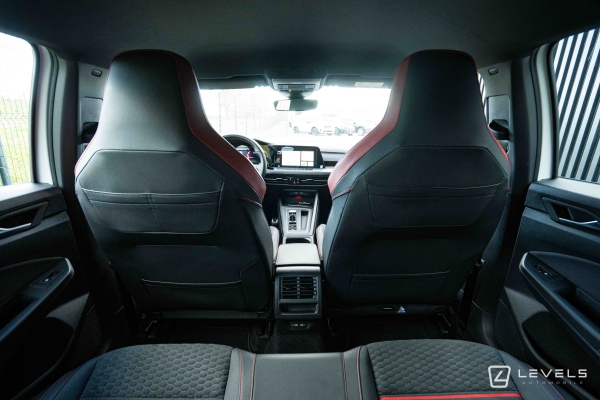  Volkswagen GOLF VIII GTI CLUBSPORT 300ch DSG7