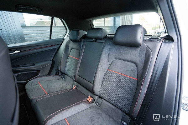  Volkswagen GOLF VIII GTI CLUBSPORT 300ch DSG7
